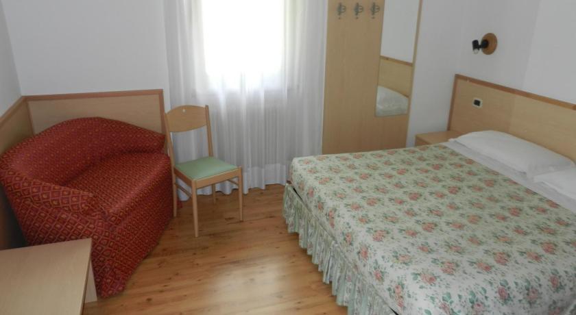 Hotel Maffei Pinzolo Zimmer foto